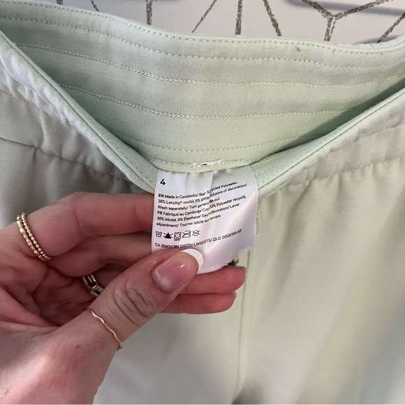 Lululemon Softstreme High-Rise Pant *Full Length
Kohlrabi Green - Picture 7 of 10
